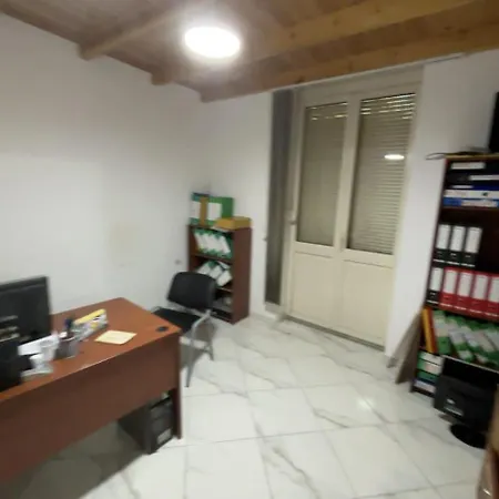 Inns Tirana